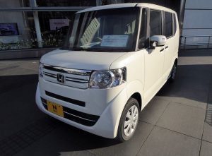 640px-Honda_N-BOX_G・L_Package_(JF1)_front