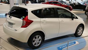 640px-2nd_generation_Nissan_Note_rear